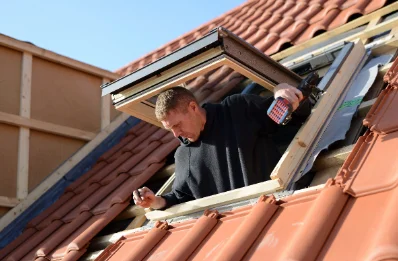 Pose de fenêtres de toit Velux à Aumagne